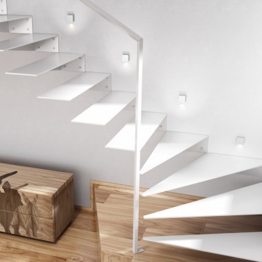 Applique murale en aluminium comme balisage d'escaliers