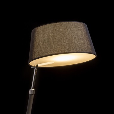 Lampe à poser avec piédestal télescopique allumée