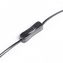 Lampe à poser noire et son interrupteur