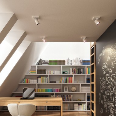 Spot mural avec réflecteur blanc/noir rendu bureau