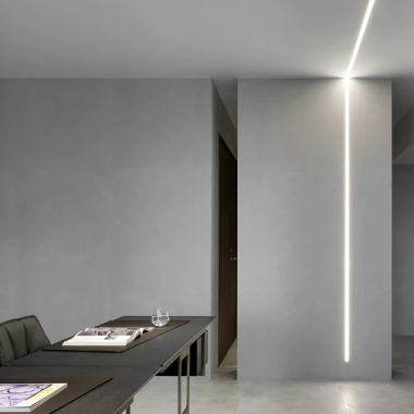 Barres LED encastrées plafond et murs avec ruban LED