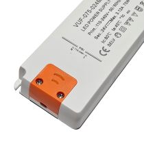 Détail transformateur ruban LED 75W en 24V