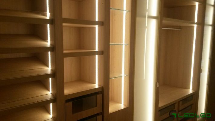 Réalisation d'un Dressing sur mesure avec bandeaux Led Intégrés