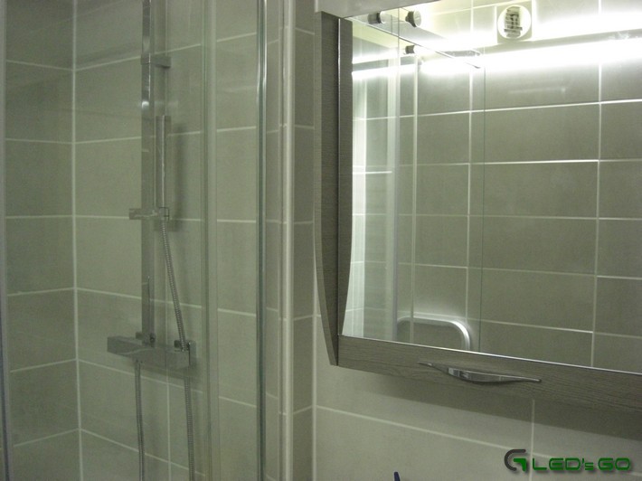 Miroir LED salle de bain