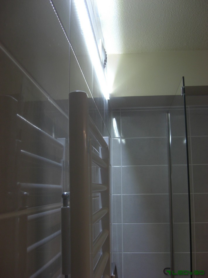 Profilé LED salle de bain