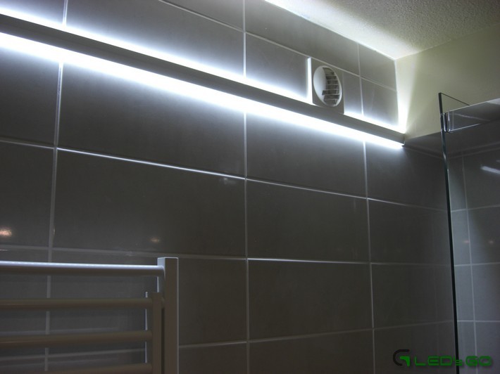 Ruban LED salle de bain