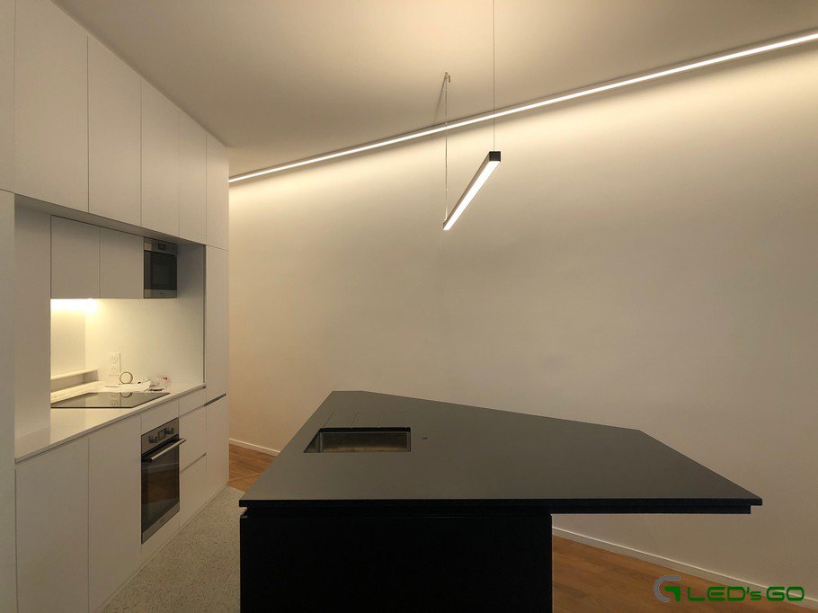 Réglette LED Sur-Mesure pour Cuisine